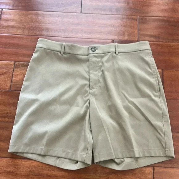 Nike Dri-Fit khaki shorts W 36 - Picture 1 of 3